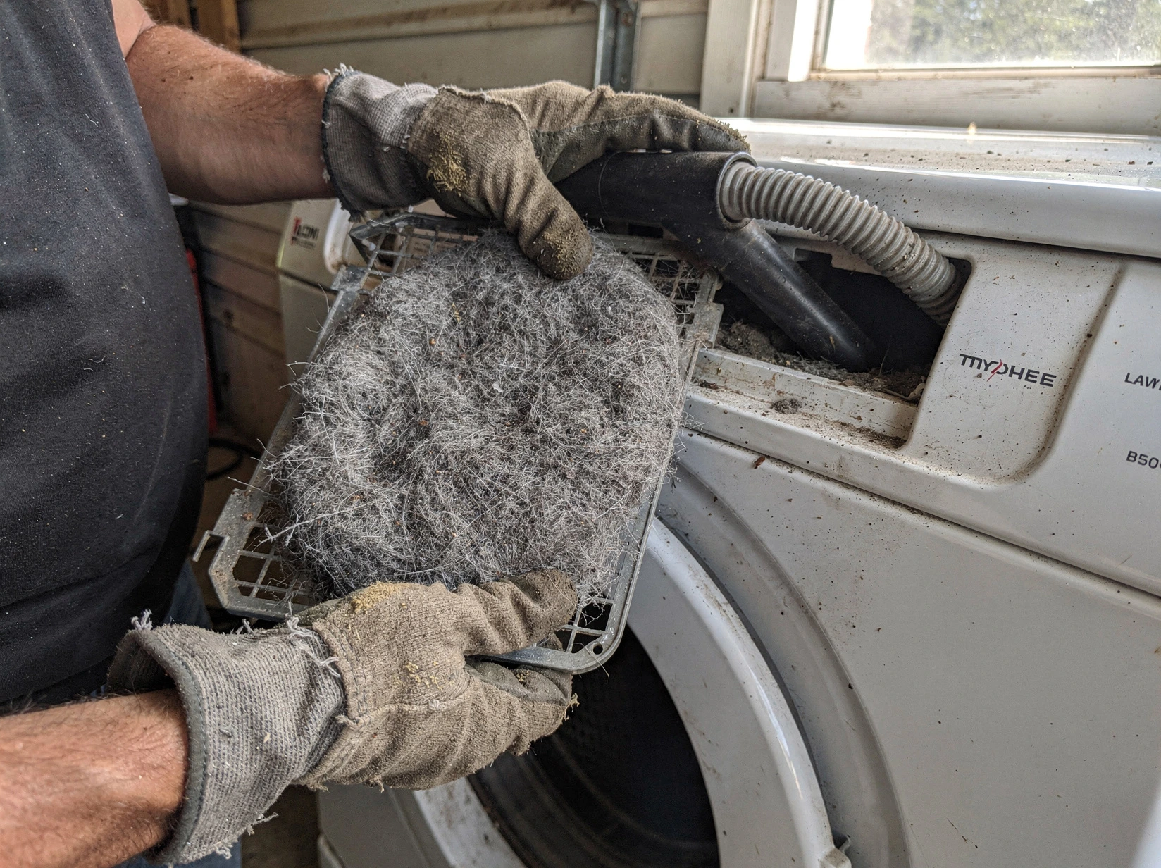 Cleaning Dryer Lint Trap service in Centerville, TN